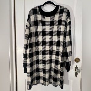 Sweater Dress Black and White Checkered Women's size L or XL